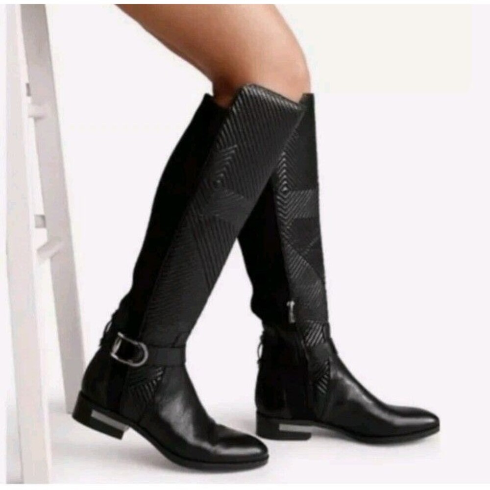 Vince Camuto Sz 8 Equestrian Tall Boot Black PORDALIA Quilted Leather Wide Calf